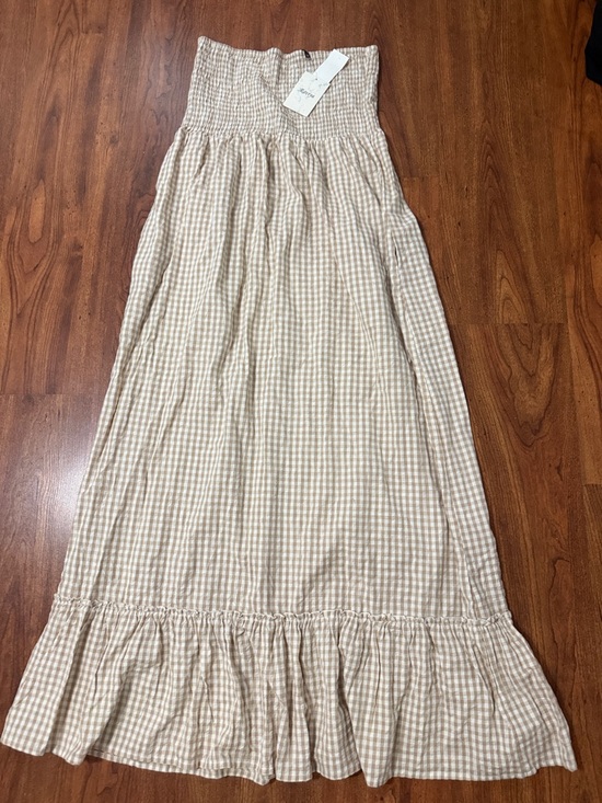 Raviya Other - Raviya Beige Gingham Strapless Swim Coverup Maxi